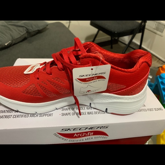 Sketchers shoe - Picture 3 of 5